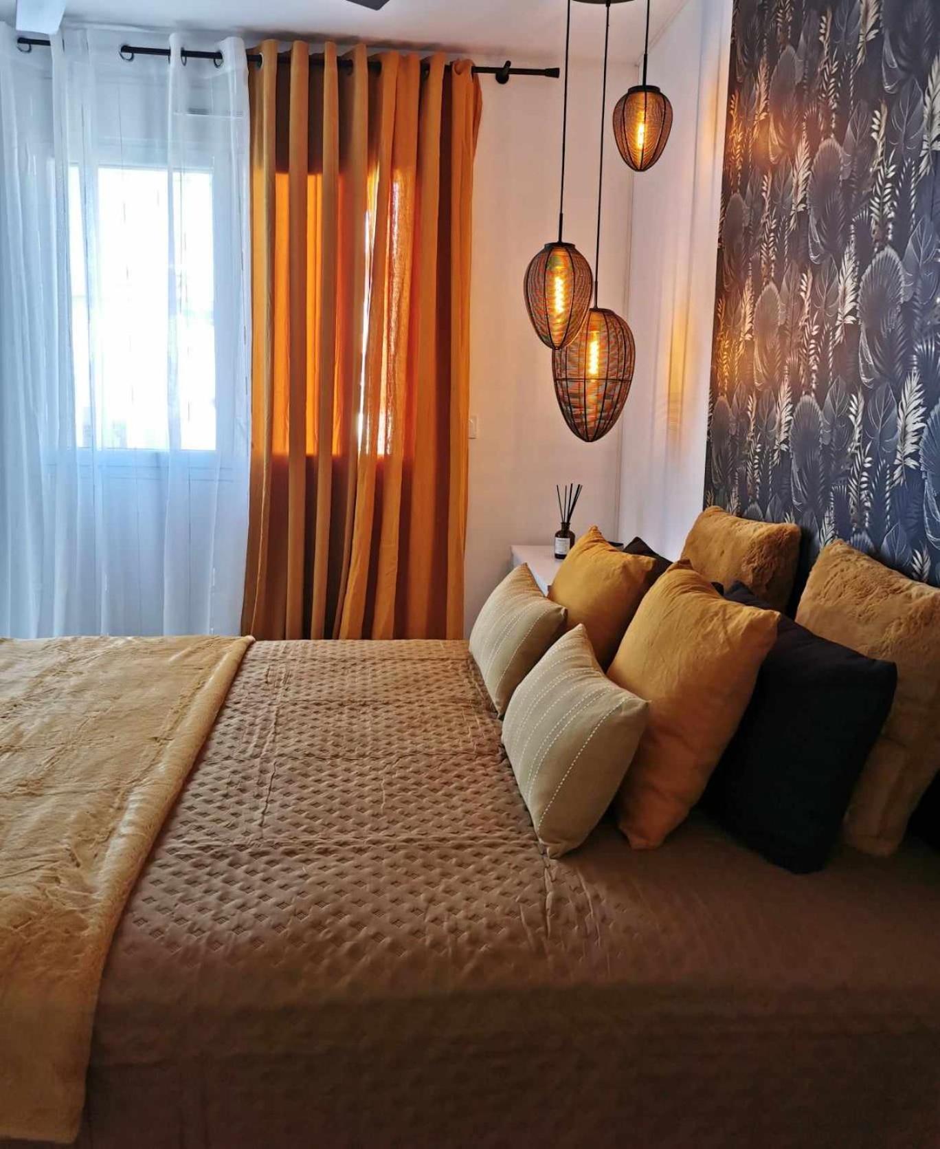 Appartement Chic & Cosy Saint Pierre Bagian luar foto